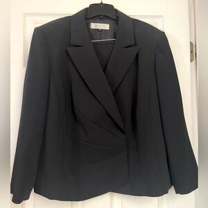 Women’s size 18, black, Tahari business suit. Includes lined jacket and skirt